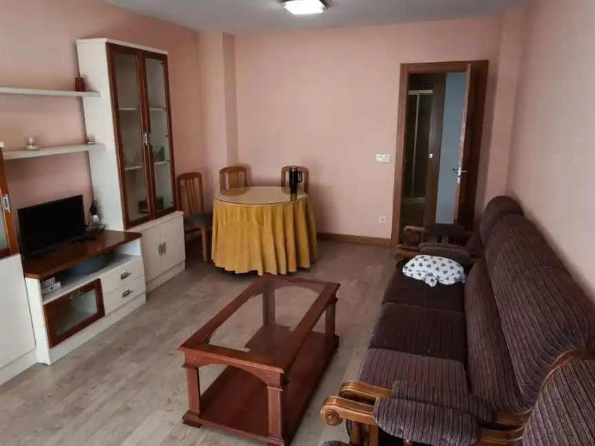 Flat for rent in Calle Pérez Oliva, 22, Labradores Flat for rent in Calle Pérez Oliva, 22, Labradores