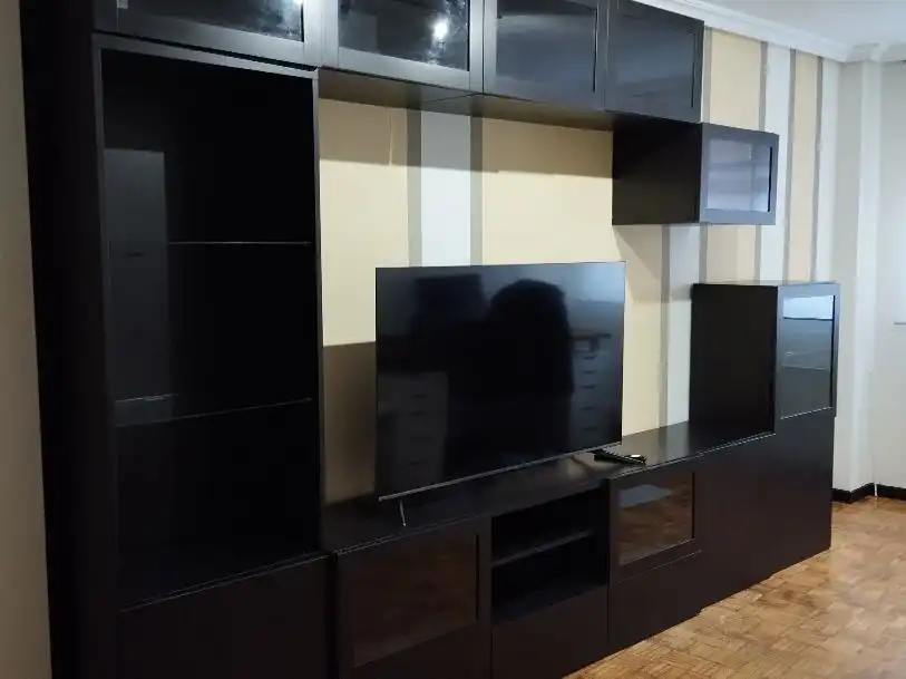 Sala d'estar de Pis en venda en Oviedo  amb Calefacció, Parquet i Terrassa