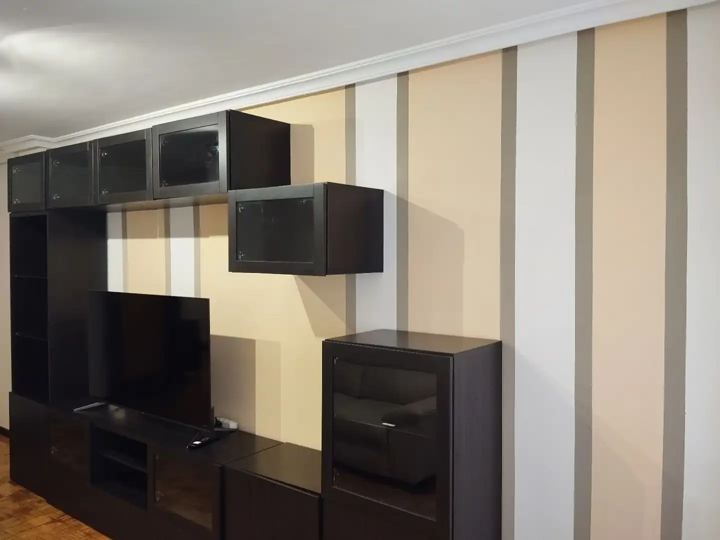 Flat for sale in Calle Favila, 19, Parque del Oeste Living room of Flat for sale in Oviedo with Heating, Parquet flooring and Terrace