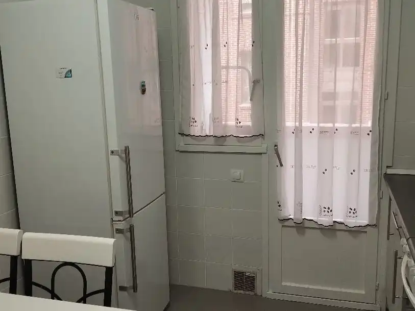 Flat for sale in Calle Favila, 19, Parque del Oeste Bedroom of Flat for sale in Oviedo with Heating, Parquet flooring and Terrace