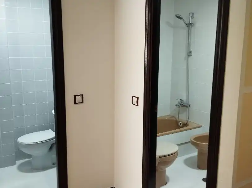 Flat for sale in Calle Favila, 19, Parque del Oeste Bathroom of Flat for sale in Oviedo with Heating, Parquet flooring and Terrace