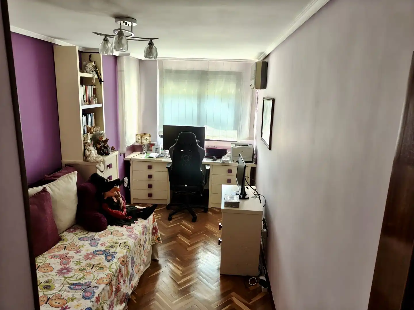 Bedroom of Flat for sale in  Madrid Capital  with Air Conditioner and Swimming Pool
