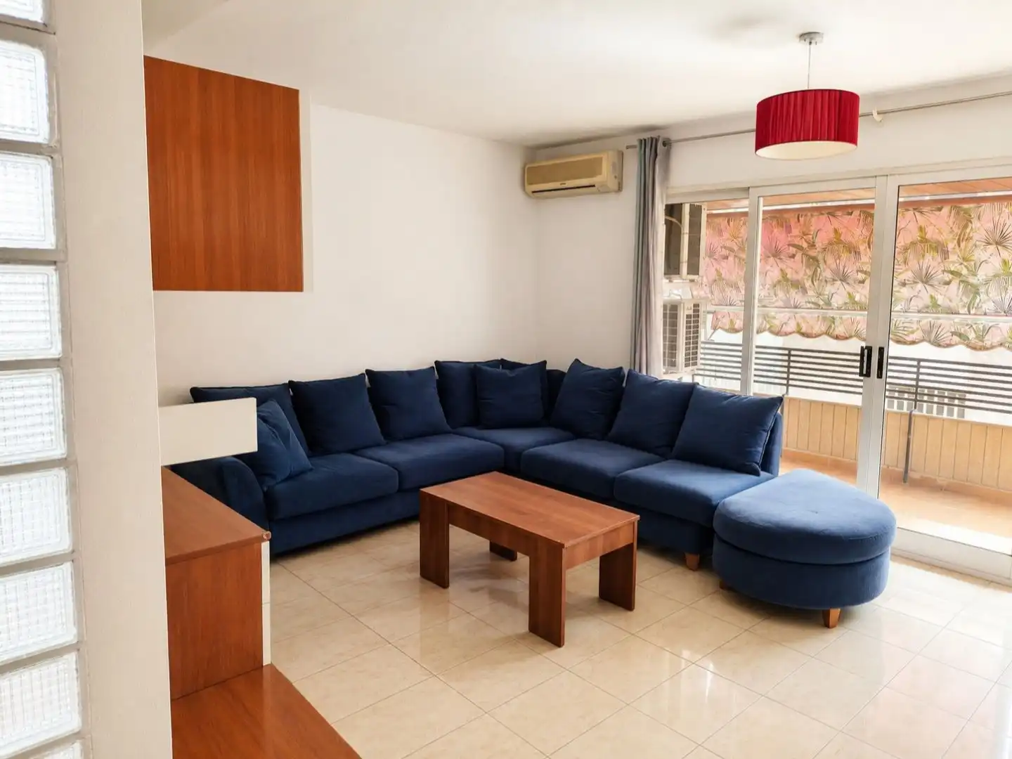 Flat for sale in Calle Sevilla, 45, Carolinas Bajas Living room of Flat for sale in Alicante / Alacant with Air Conditioner and Terrace