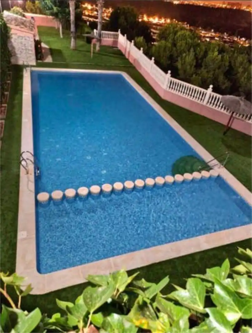 Wohnungen zur Miete in Monte y Mar Schwimmbecken von Wohnungen zur Miete in Santa Pola