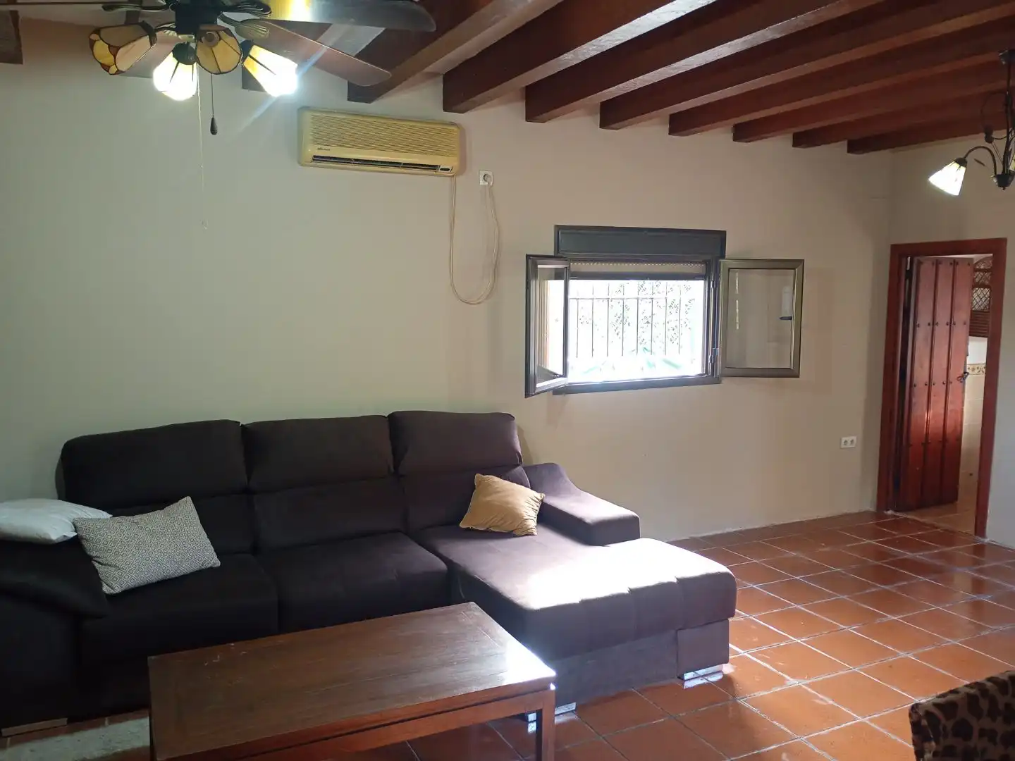 Pis en venda a Camino Cañada Real, 10, Rinconada Sala d'estar de Pis en venda en La Rinconada amb Aire condicionat, Jardí privat i Terrassa