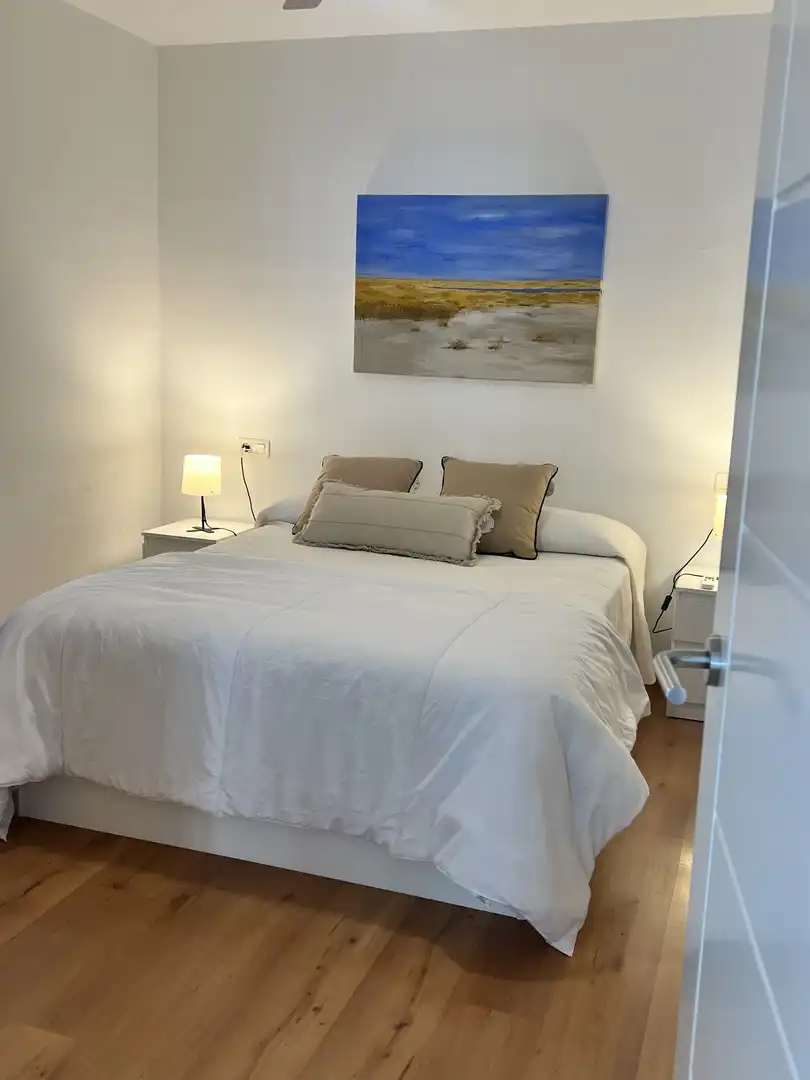 Apartament de lloguer a Calle Arces, 13, Cerrado de Calderón - Hacienda Paredes Dormitori de Apartament de lloguer en Málaga amb Aire condicionat, Parquet i Terrassa