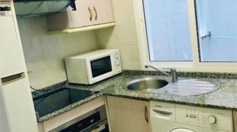 Foto 2 de Apartamento de alquiler en Raxó, Poio