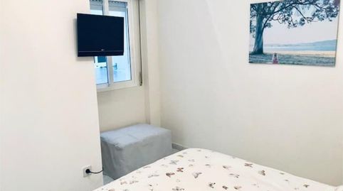 Foto 5 de Apartamento de alquiler en Raxó, Poio