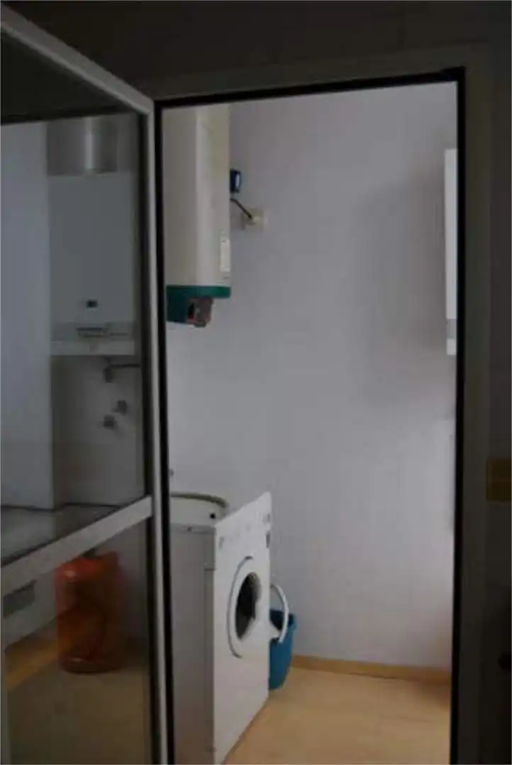 Bathroom of Flat for sale in Sevilla  with Private garden
