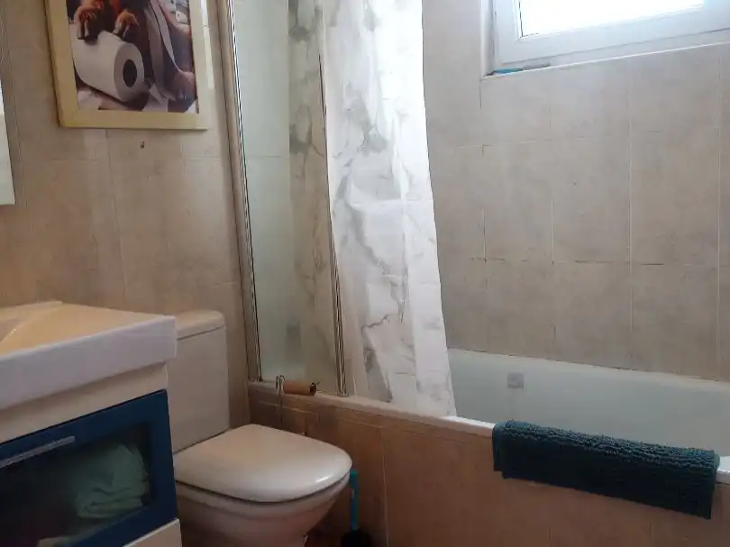 Casa adosada en venda a Barrio Cumbrales, Polanco Bany de Casa adosada en venda en Polanco amb Calefacció, Jardí privat i Piscina