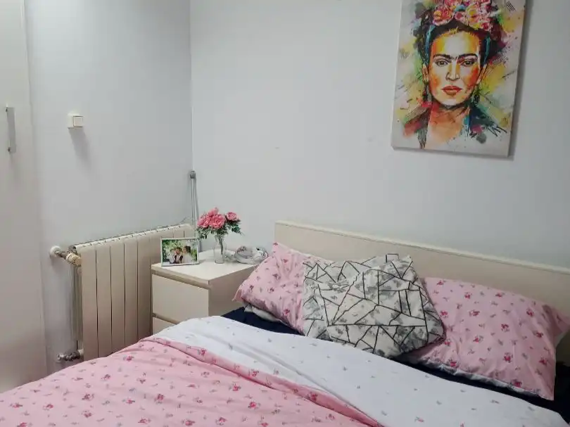 Casa adosada en venda a Barrio Cumbrales, Polanco Dormitori de Casa adosada en venda en Polanco amb Calefacció, Jardí privat i Piscina