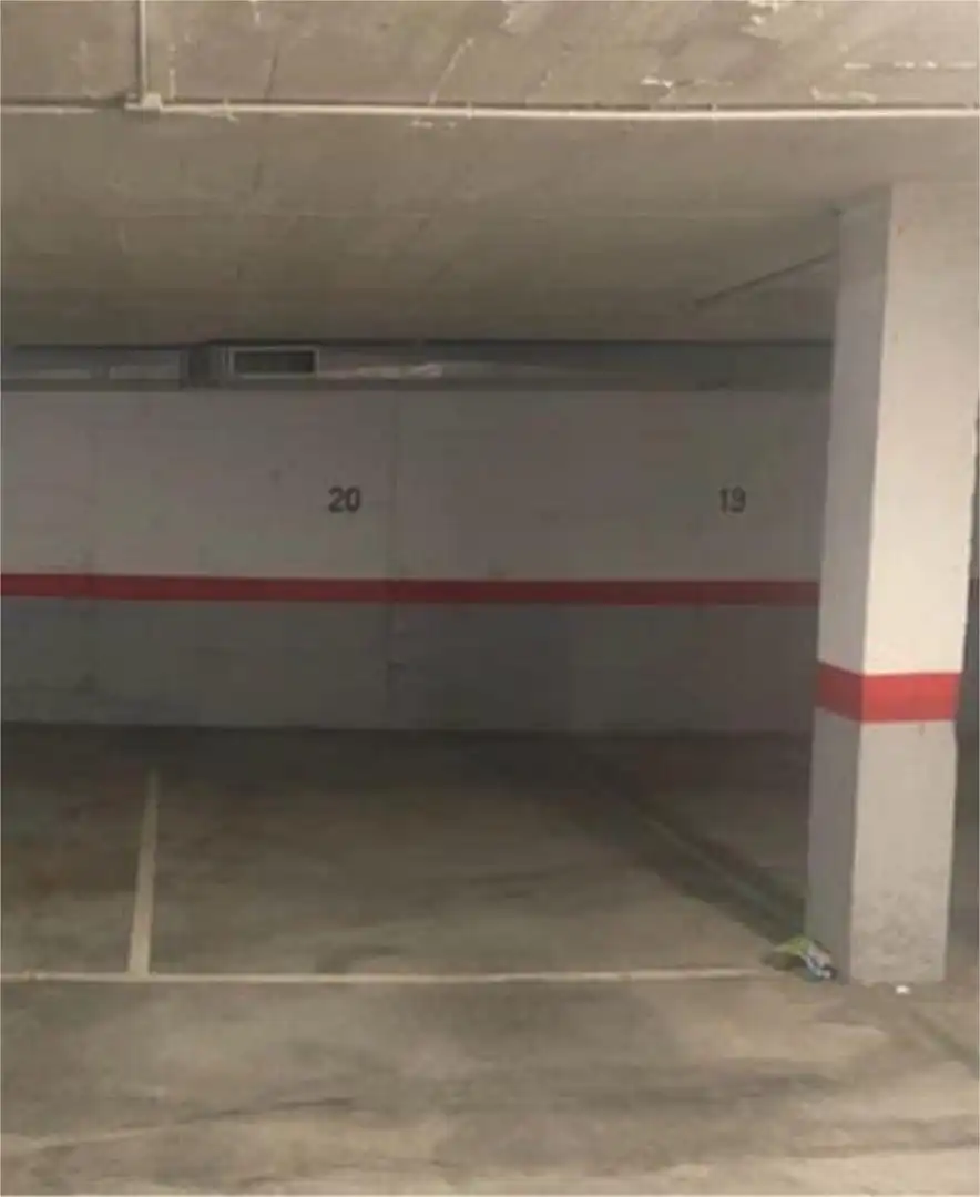 Parkplatz von Garage zur Miete in  Palma de Mallorca