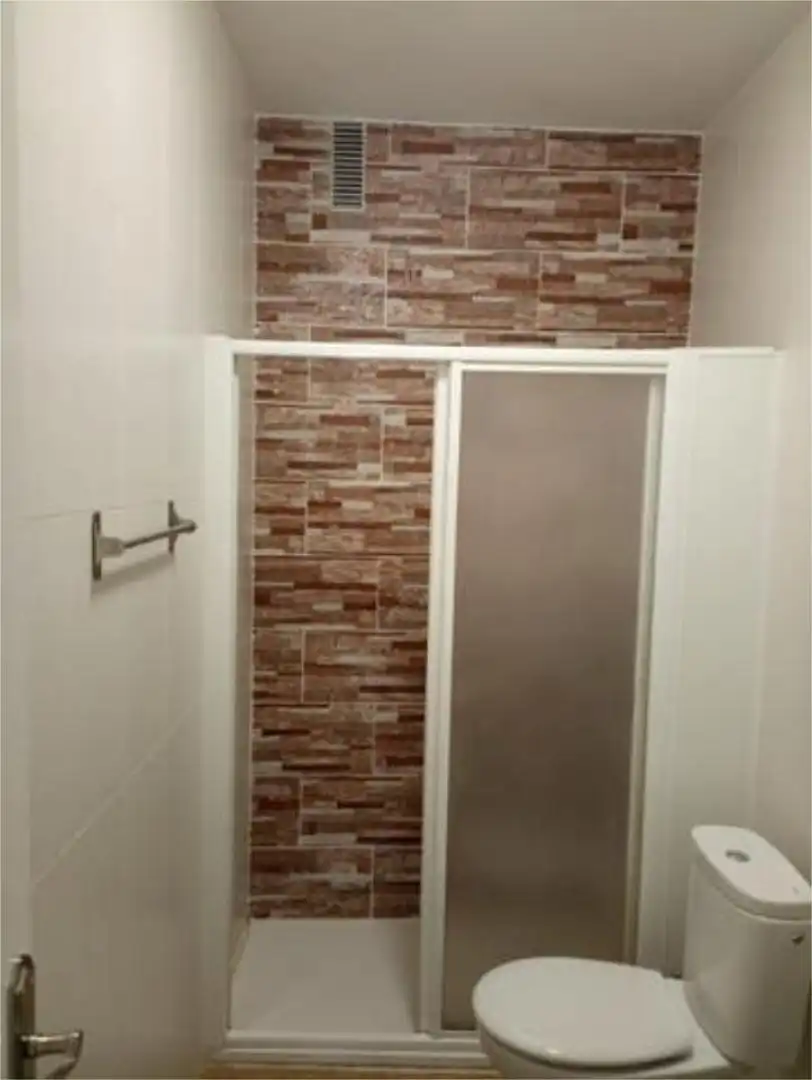 Flat for rent in Aceuchal Bathroom of Flat for rent in Aceuchal with Furnished