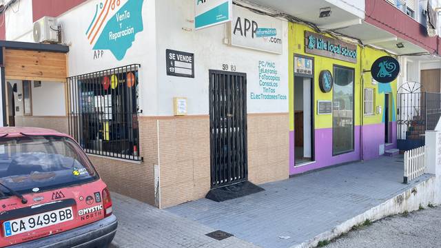 Local comercial en Venta en Calle Batalla del Salado, 66 en Tarifa ciudad