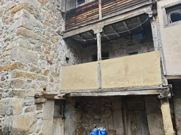 Casa adosada en venta en La Plaza, 1, Teverga