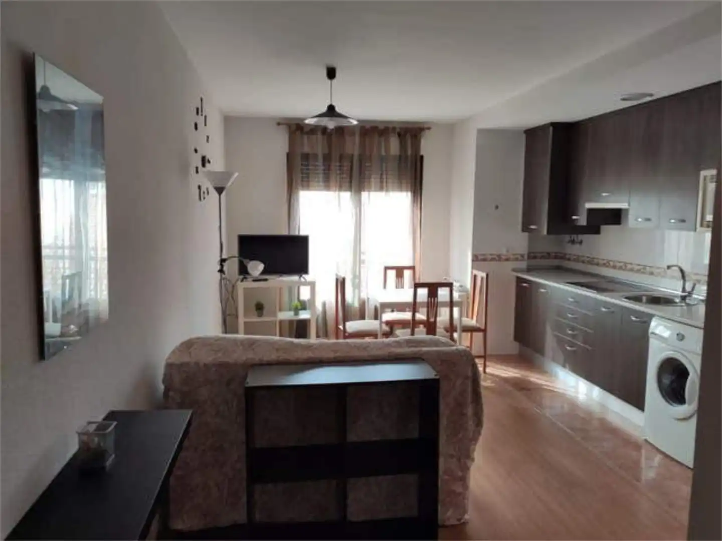 Sala de estar de Piso de alquiler en Vitigudino con Calefacción y Amueblado