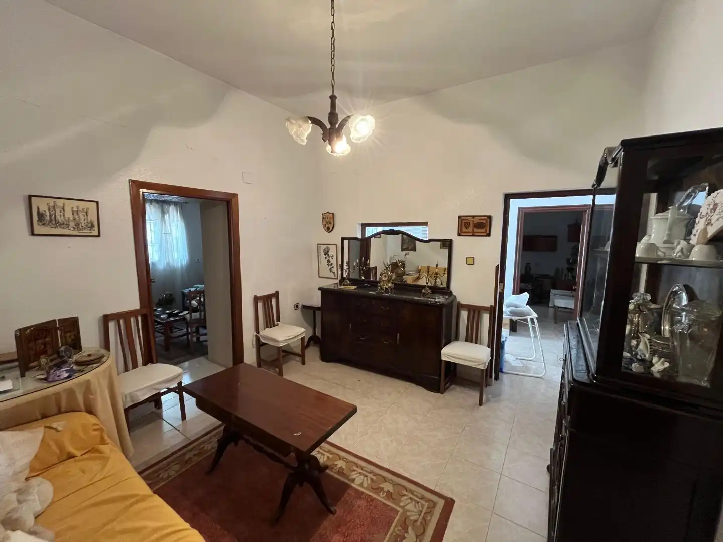 Casa adosada en venta en Plaza Cante Jondo, 1, La Zarzuela - San José - Belén Comedor de Casa adosada en venta en Linares con Aire acondicionado, Terraza y Trastero
