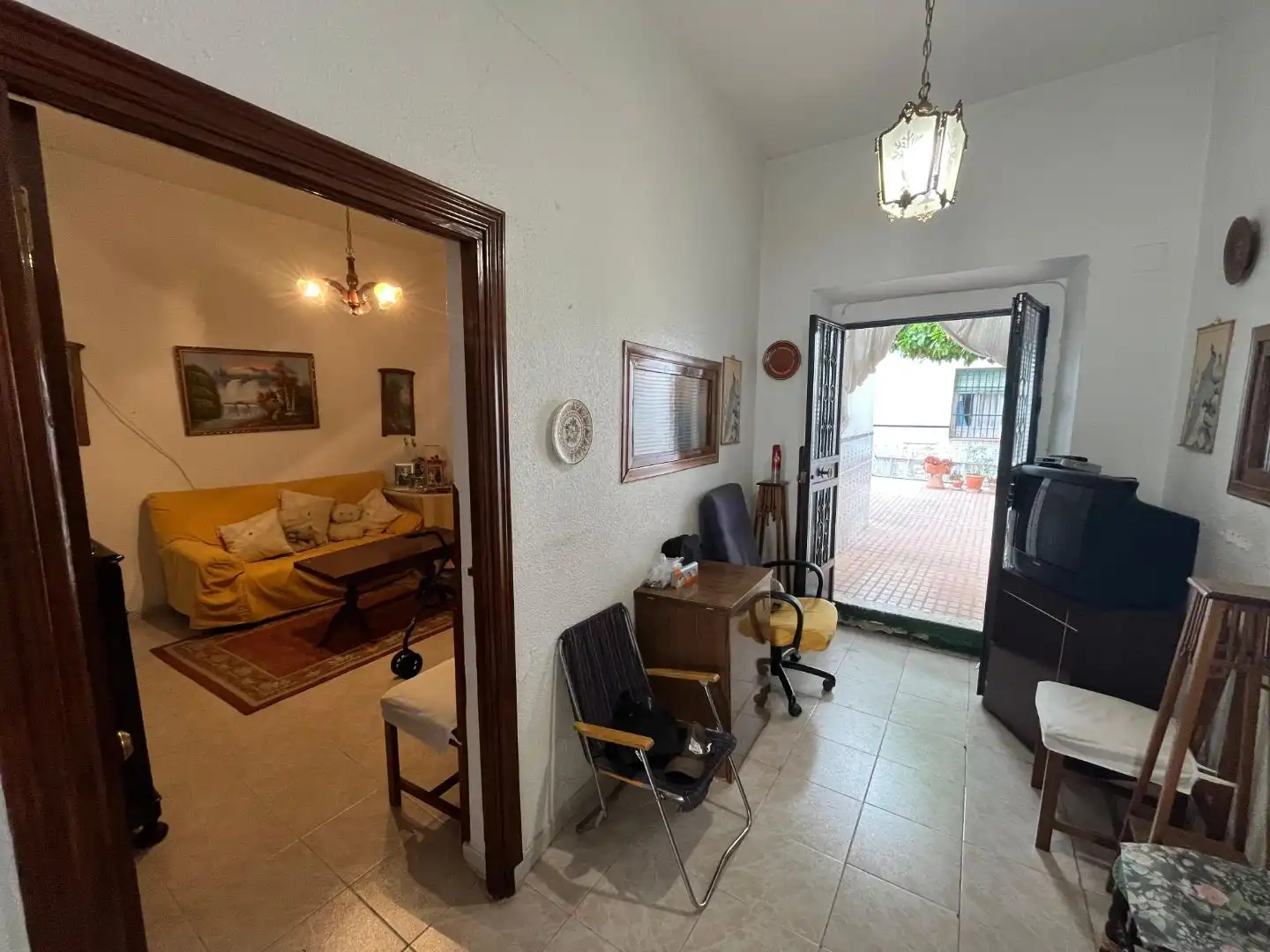 Casa adosada en venta en Plaza Cante Jondo, 1, La Zarzuela - San José - Belén Casa adosada en venta en Linares con Aire acondicionado, Terraza y Trastero