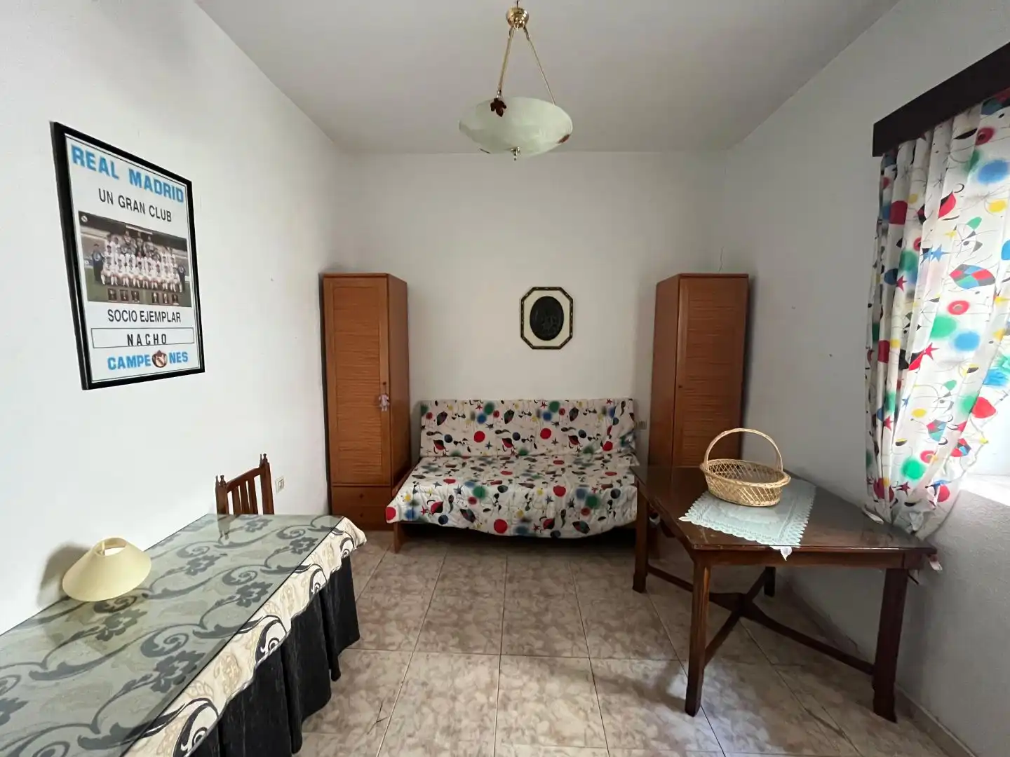 Casa adosada en venta en Plaza Cante Jondo, 1, La Zarzuela - San José - Belén Sala de estar de Casa adosada en venta en Linares con Aire acondicionado, Terraza y Trastero