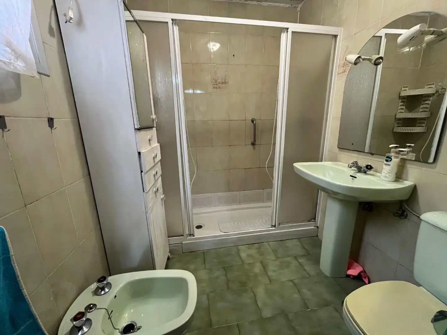 Casa adosada en venta en Plaza Cante Jondo, 1, La Zarzuela - San José - Belén Baño de Casa adosada en venta en Linares con Aire acondicionado, Terraza y Trastero