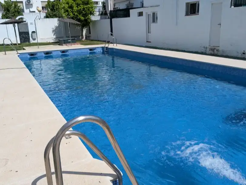 Swimming pool of Flat for rent in Mairena del Aljarafe  with Private garden, Swimming Pool and Furnished