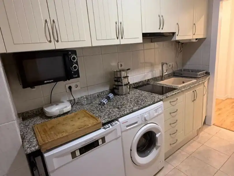Cuina de Pis de lloguer en Valencia amb Aire condicionat, Parquet i Moblat