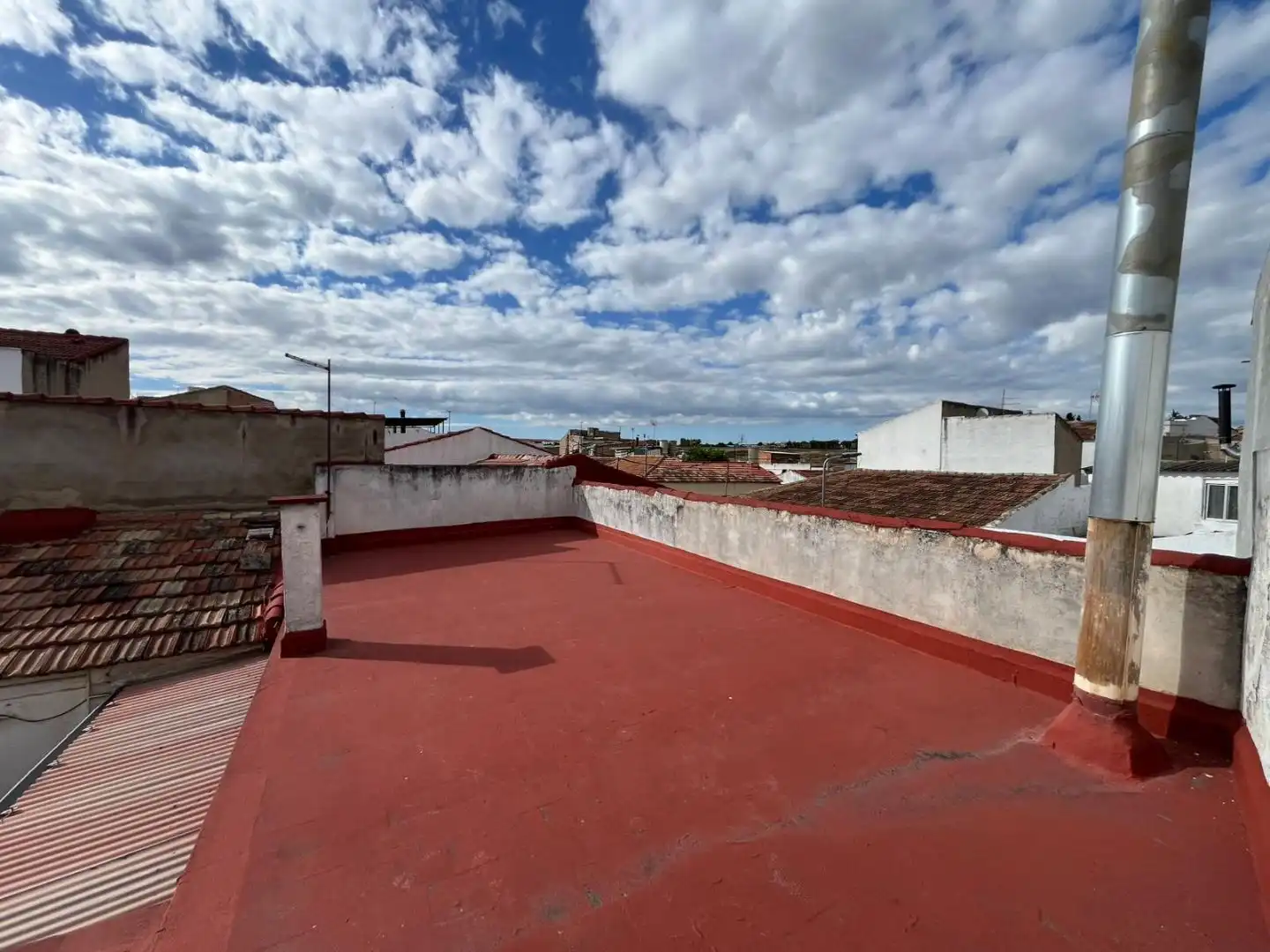 Casa adosada en venta en Calle Cuba, 5, Arrayanes Terraza de Casa adosada en venta en Linares con Aire acondicionado y Terraza