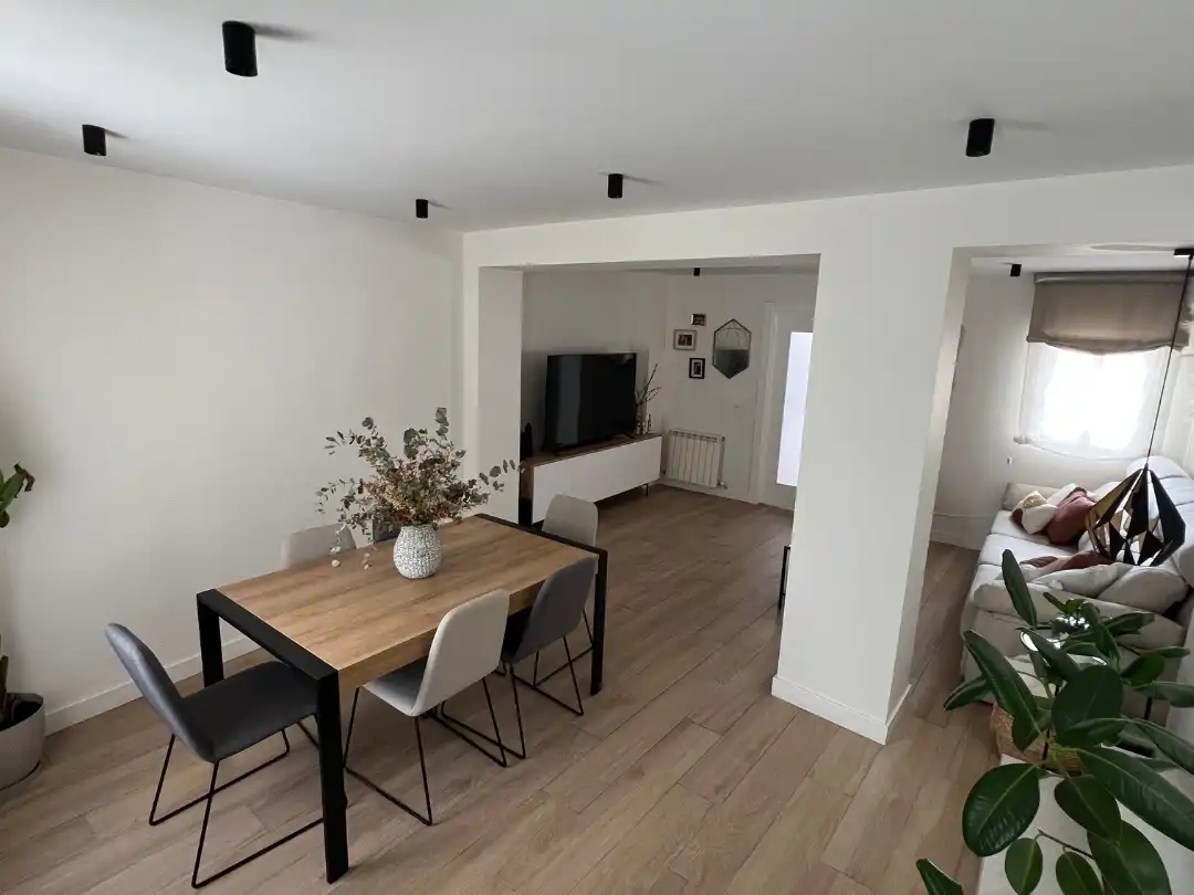 Einfamilien-Reihenhaus zum Verkauf in Calle Carril, Los Villares Esszimmer von Einfamilien-Reihenhaus zum Verkauf in Los Villares mit Klimaanlage, Terrasse und Balkon