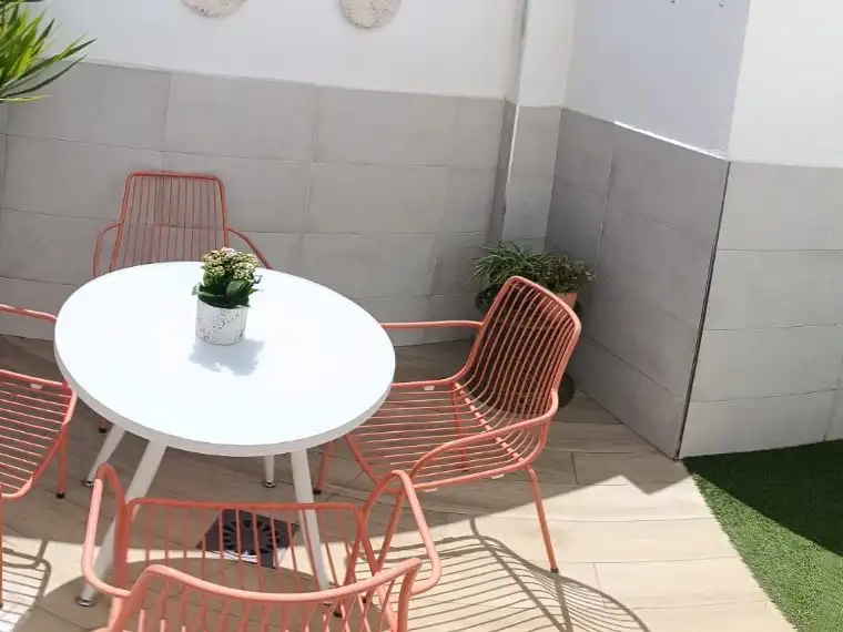 Einfamilien-Reihenhaus zum Verkauf in Calle Carril, Los Villares Terrasse von Einfamilien-Reihenhaus zum Verkauf in Los Villares mit Klimaanlage, Terrasse und Balkon