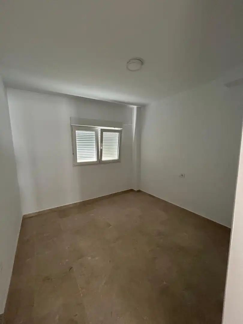 Habitación de Piso de alquiler en Villanueva del Ariscal con Terraza y Balcón