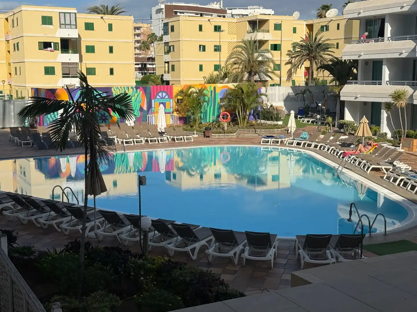 Wohnung zur Miete in Calle San Cristóbal de la Laguna, 7, Playa del Inglés Schwimmbecken von Wohnung zur Miete in San Bartolomé de Tirajana mit Klimaanlage, Terrasse und Schwimmbad