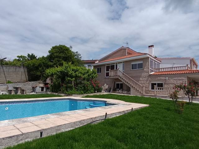 Casa-chalet en Venta en Barrocanes
