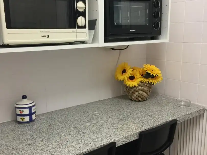 Piso de alquiler en Avenida del Aeropuerto, 12, Ciudad Jardín - Zoco Cocina de Piso de alquiler en Córdoba