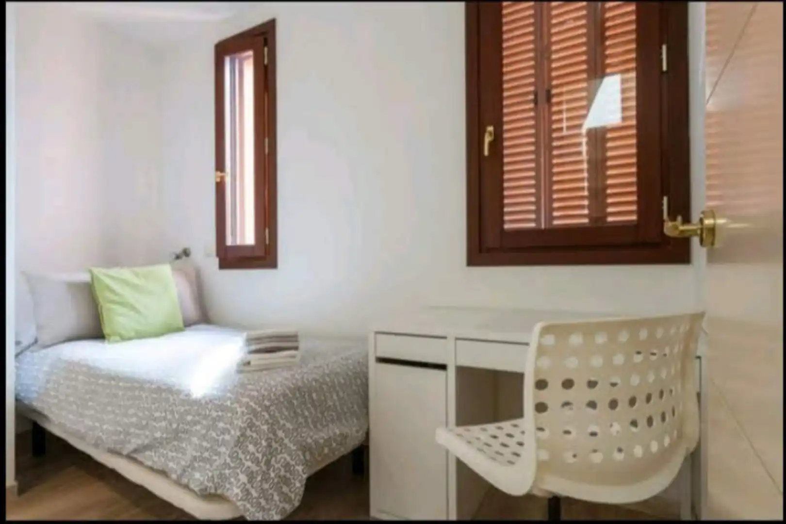 Attic for rent in Calle Pajaritos, 6, Alfalfa - Santa Cruz Bedroom of Attic for rent in Sevilla with Air Conditioner, Heating and Terrace