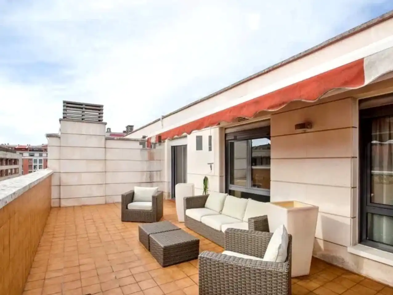 Ático en venta en Estartetxe Kalea, 12, Centro Urbano - Hirigunea Terraza de Ático en venta en Leioa con Calefacción, Terraza y Trastero