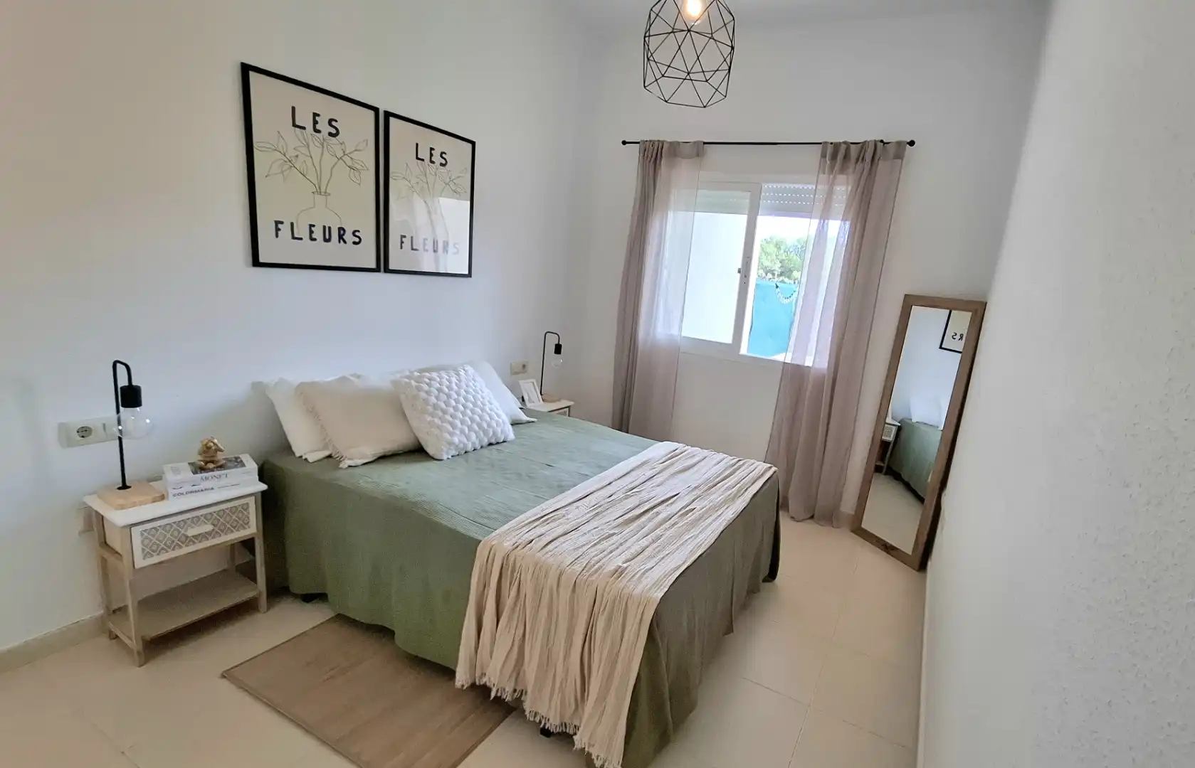 Schlafzimmer von Wohnung zum Verkauf in La Nucia mit Klimaanlage, Privatgarten und Terrasse
