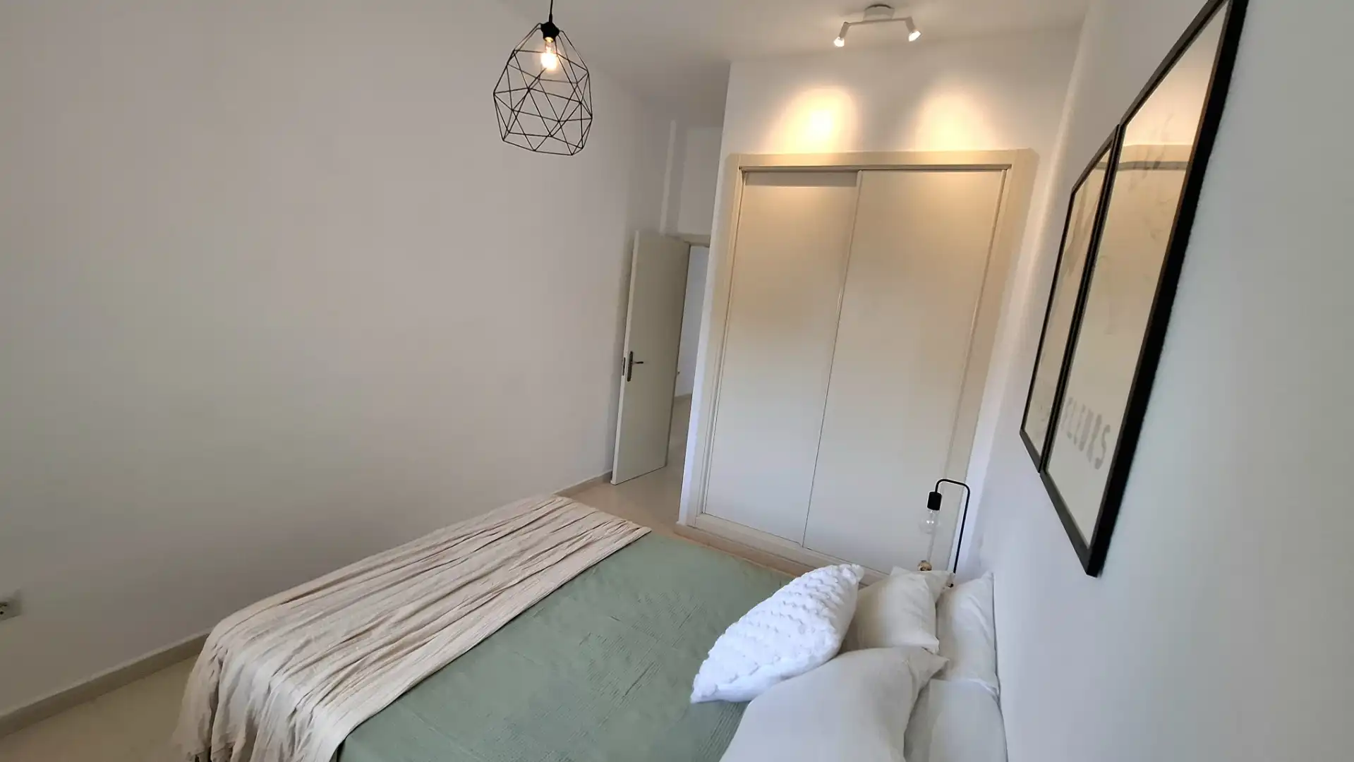 Schlafzimmer von Wohnung zum Verkauf in La Nucia mit Klimaanlage, Privatgarten und Terrasse