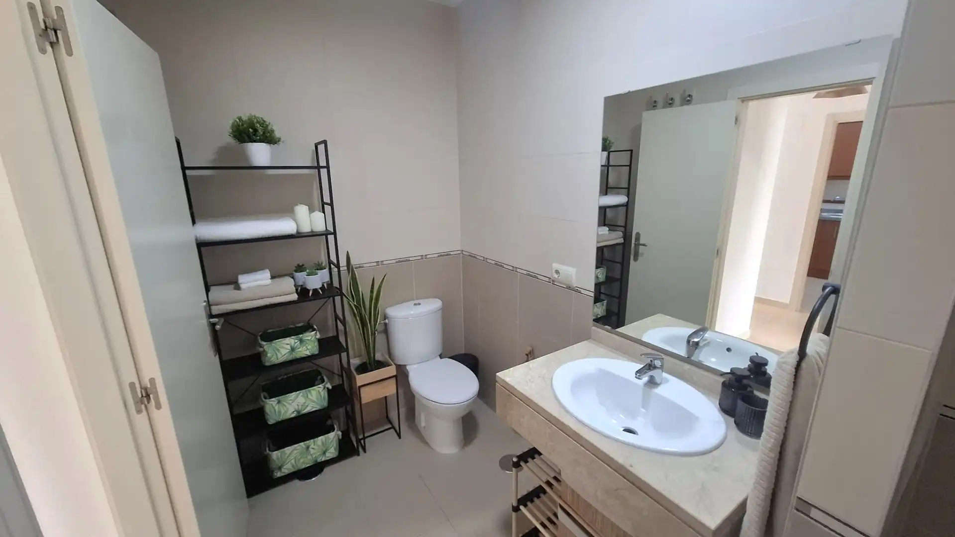 Badezimmer von Wohnung zum Verkauf in La Nucia mit Klimaanlage, Privatgarten und Terrasse
