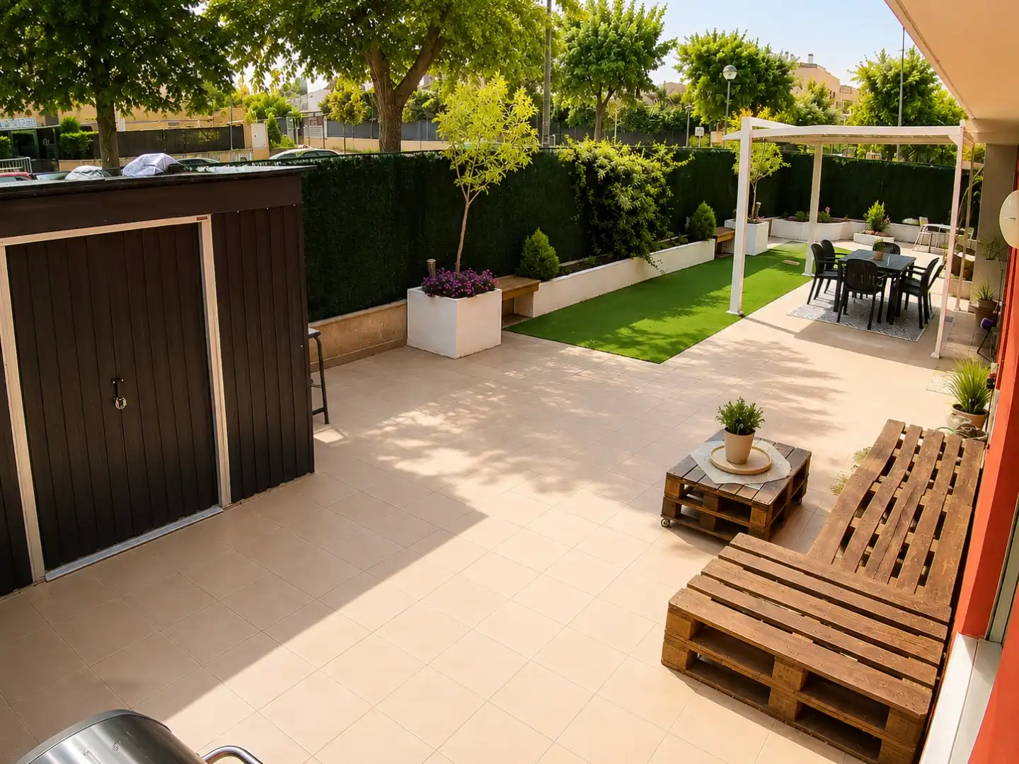 Piso en venta en Calle Río Ebro, 12, Lardero Terraza de Piso en venta en Lardero con Terraza y Piscina