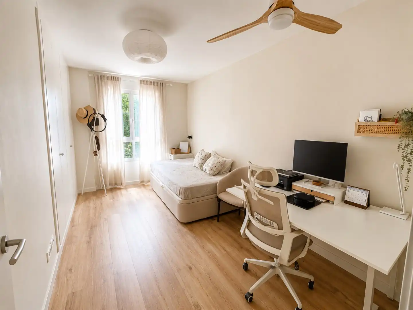 Wohnung zum Verkauf in Calle Río Ebro, 12, Lardero Schlafzimmer von Wohnung zum Verkauf in Lardero mit Heizung, Privatgarten und Terrasse