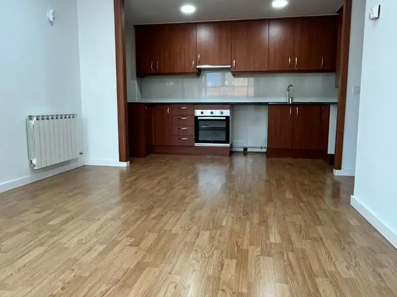 Küche von Wohnung zum Verkauf in Terrassa mit Klimaanlage und Balkon