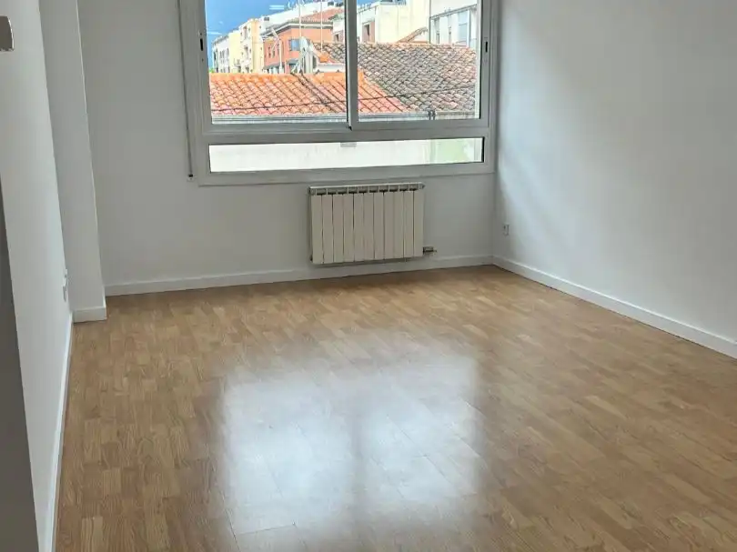 Wohnung zum Verkauf in Carrer de Wilson, 45, Sud Wohnzimmer von Wohnung zum Verkauf in Terrassa mit Klimaanlage und Balkon