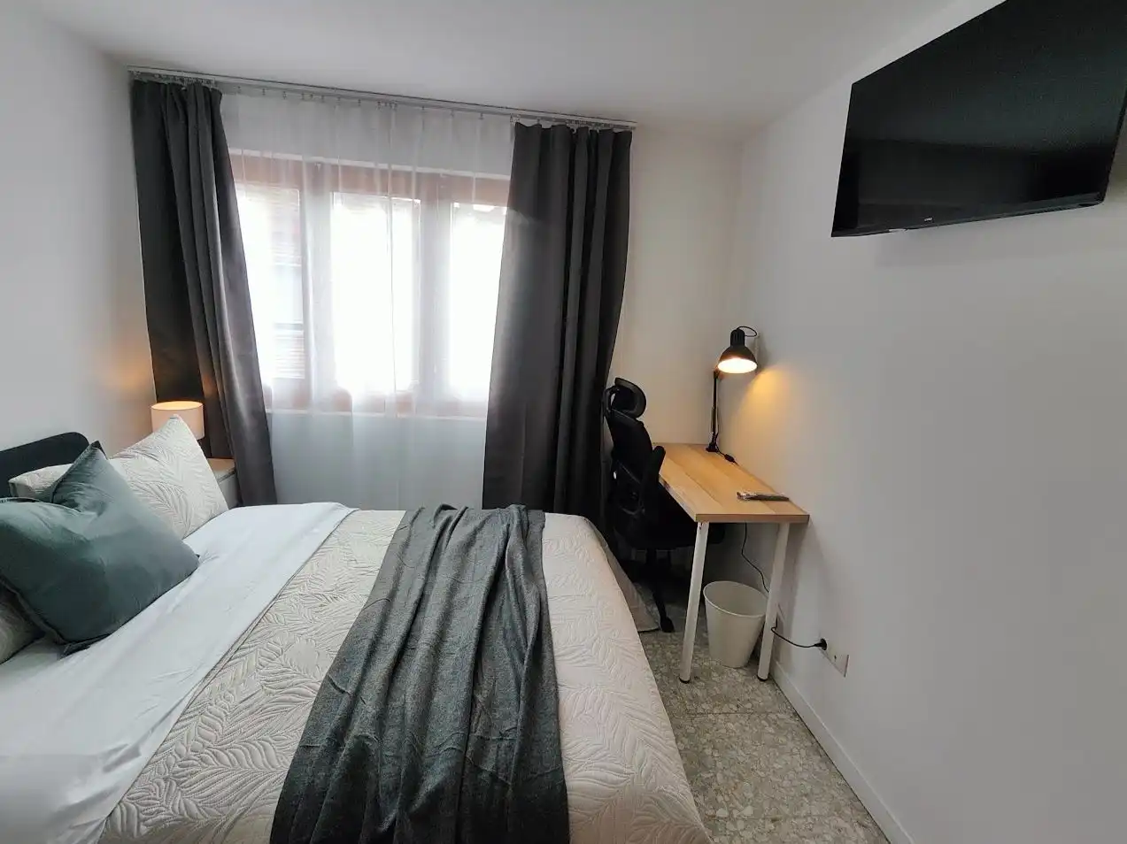 Piso de alquiler en Avenida de Madrid, 185, Barrio de Delicias Habitación de Piso de alquiler en Zaragoza con Aire acondicionado, Calefacción y Amueblado