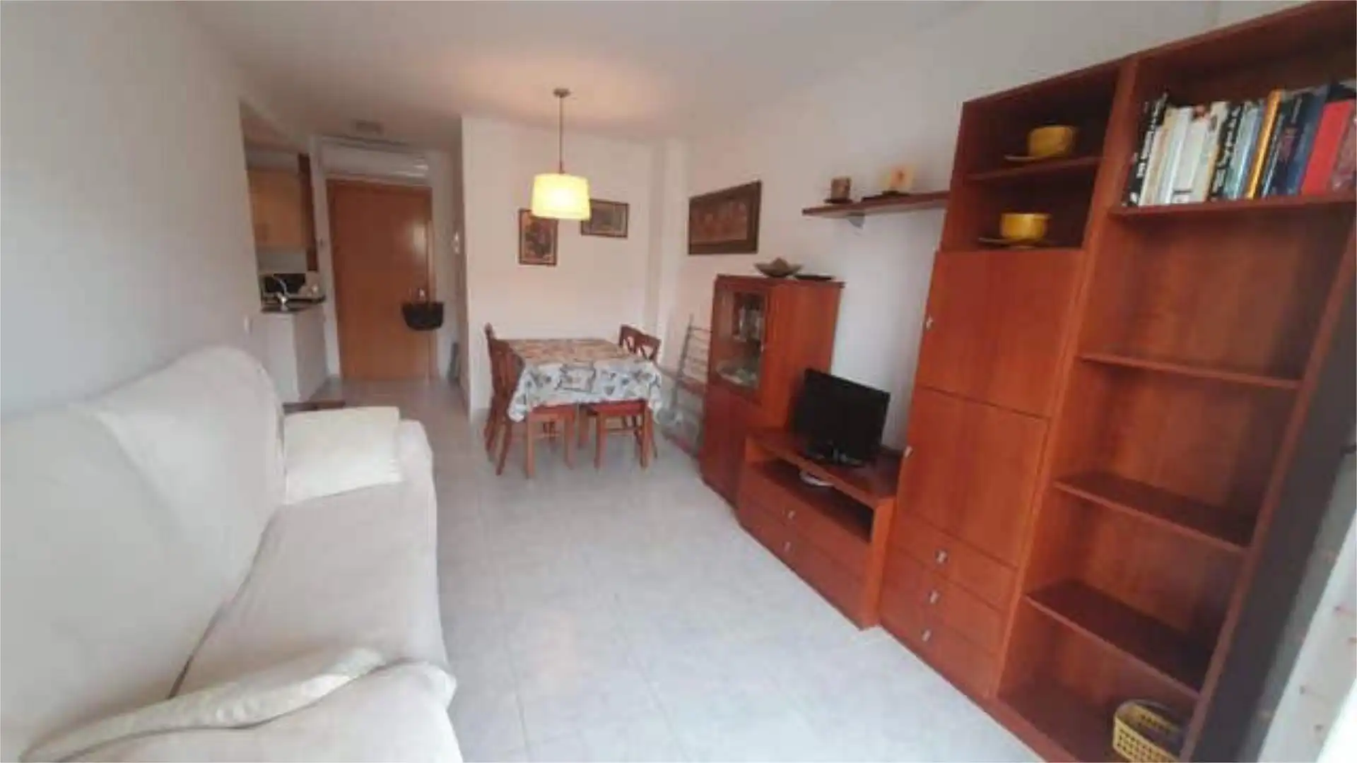 Apartament de lloguer a Regueral - Prat d'en Forés Sala d'estar de Apartament de lloguer en Cambrils amb Calefacció, Jardí privat i Terrassa