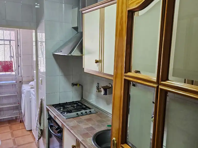 Flat for sale in Calle Ronda de Alfareros, 7, Casería de Montijo Kitchen of Flat for sale in Granada Capital with Air Conditioner