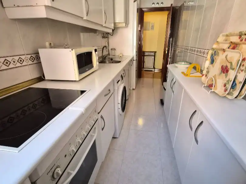 Kitchen of Flat for rent in  Madrid Capital  with Air Conditioner, Terrace and Balcony