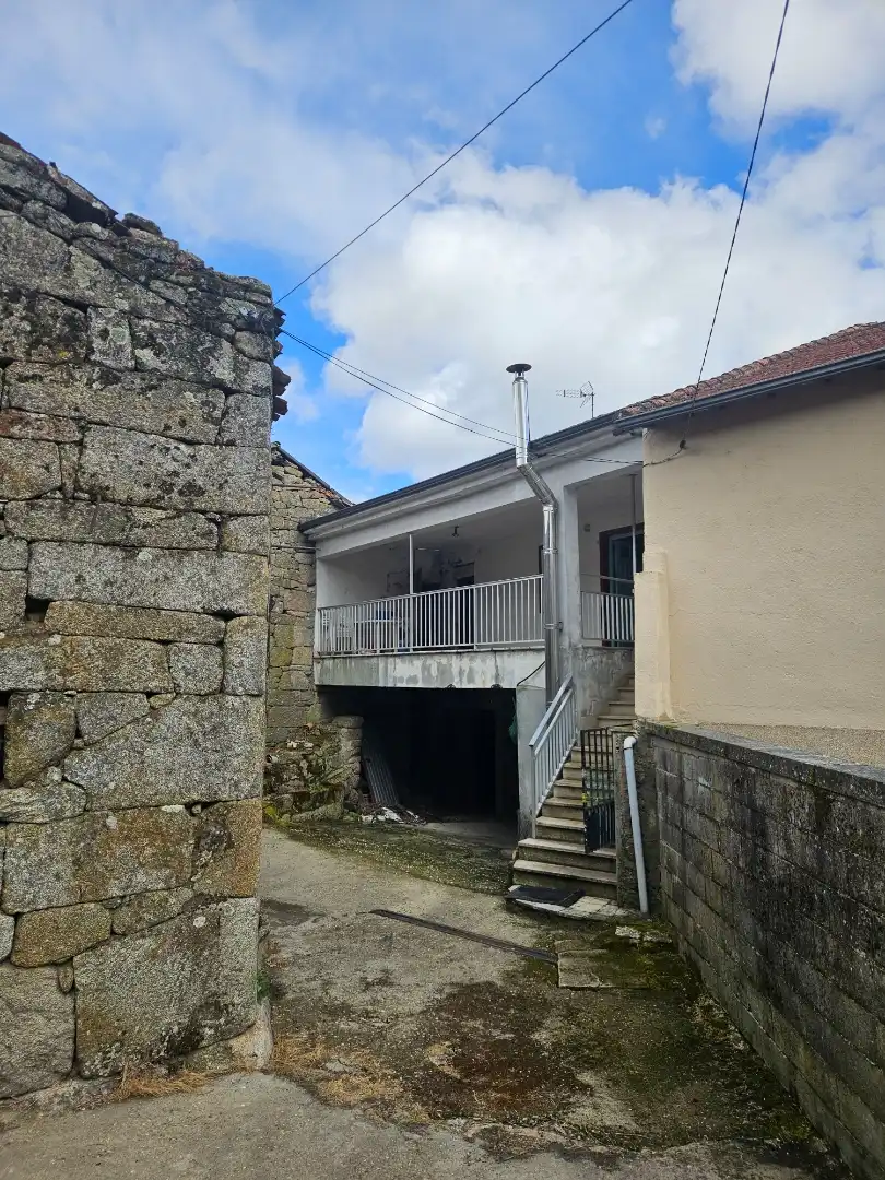 Vista exterior de Casa o xalet en venda en Vilardevós amb Calefacció i Traster