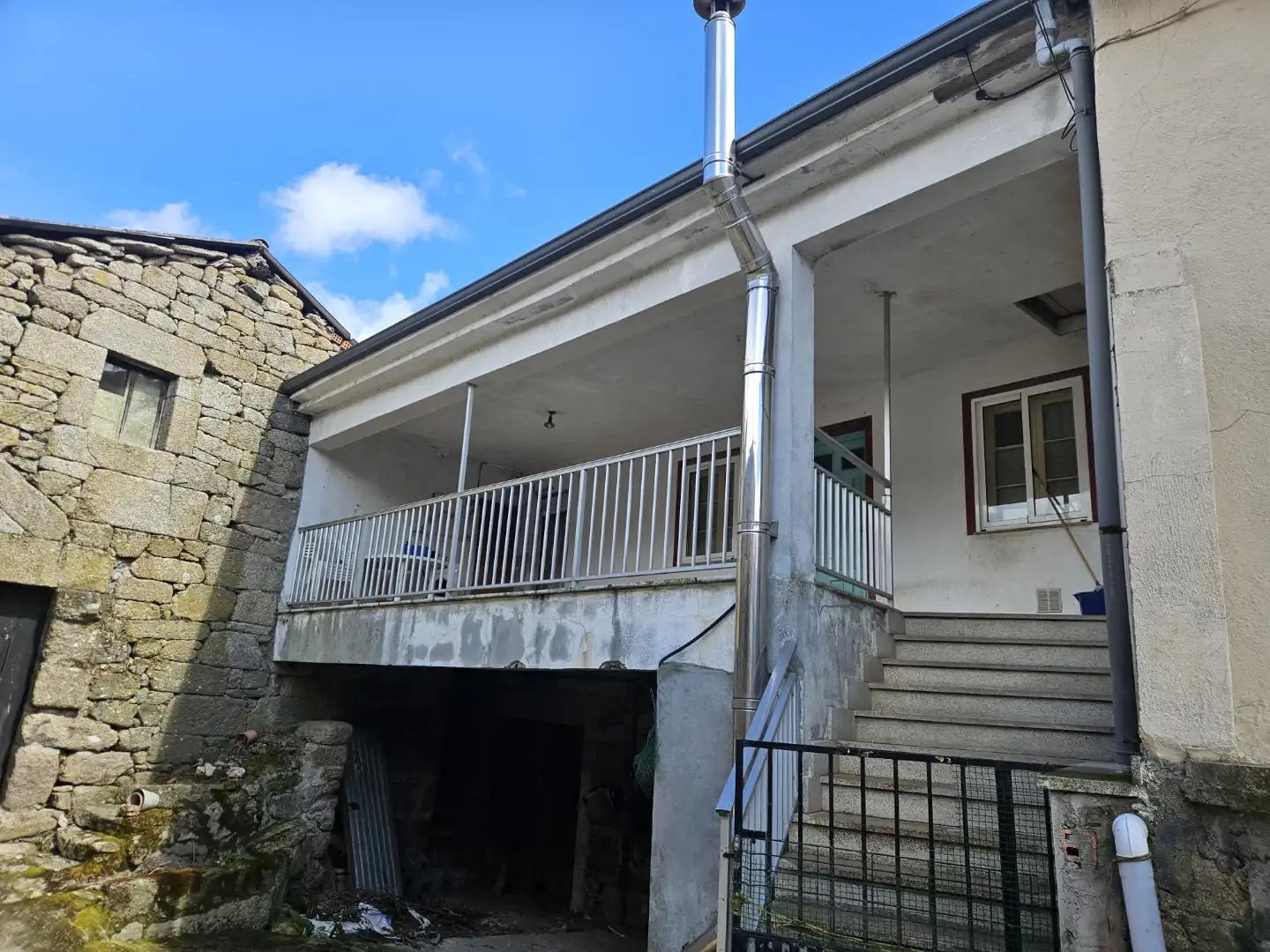 Vista exterior de Casa o xalet en venda en Vilardevós amb Calefacció i Traster