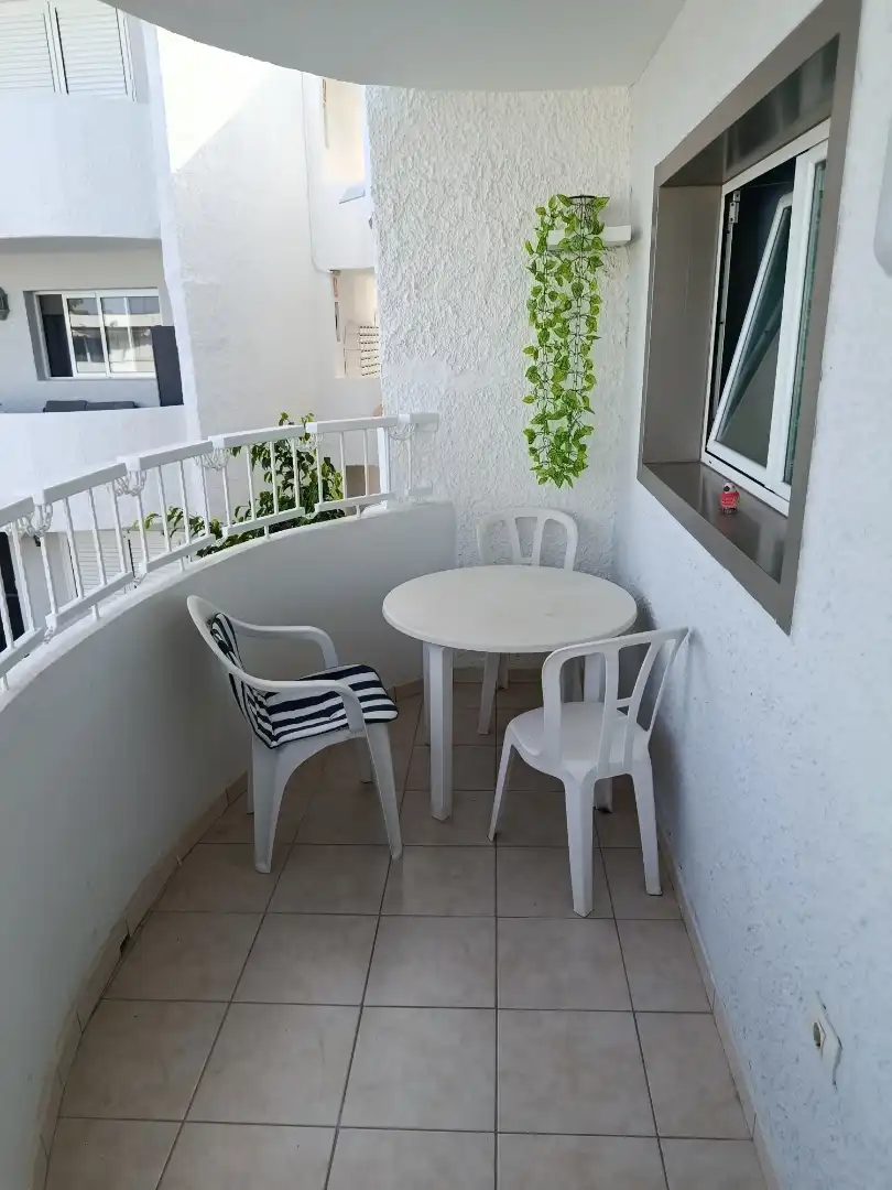 Apartamento de alquiler en Calle los Jazmines, 7, San Agustín - Bahía Feliz Terraza de Apartamento de alquiler en San Bartolomé de Tirajana con Aire acondicionado, Piscina y Amueblado