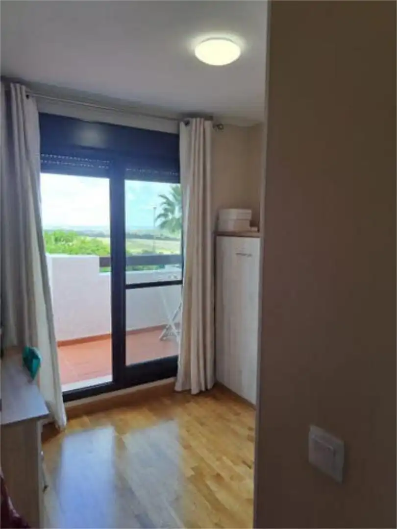 Ático en venta en Las Pajanosas Habitación de Ático en venta en Guillena con Calefacción, Jardín privado y Terraza